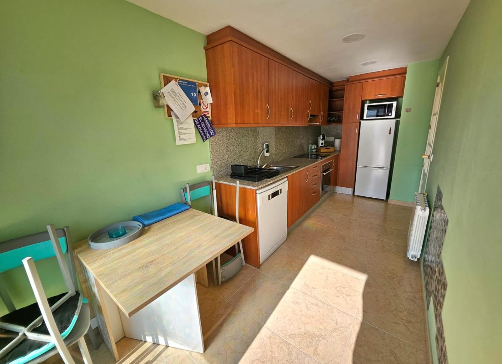 Apartamento Vilallonga Фігерас Екстер'єр фото