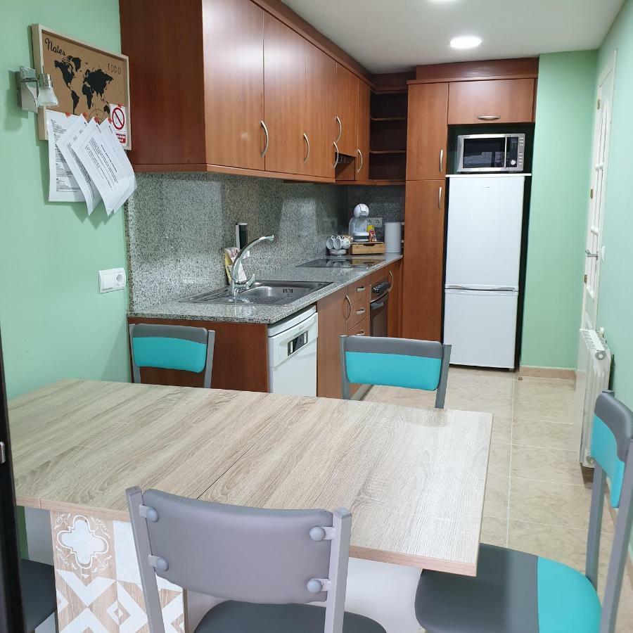 Apartamento Vilallonga Фігерас Екстер'єр фото